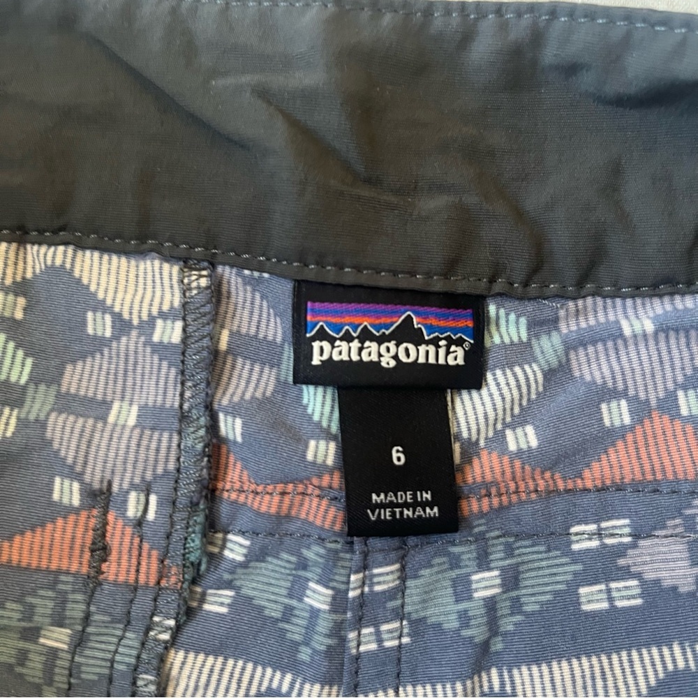 Patagonia Wavefarer Printed Board Shorts Women’s Size 6 - Picture 2 of 8